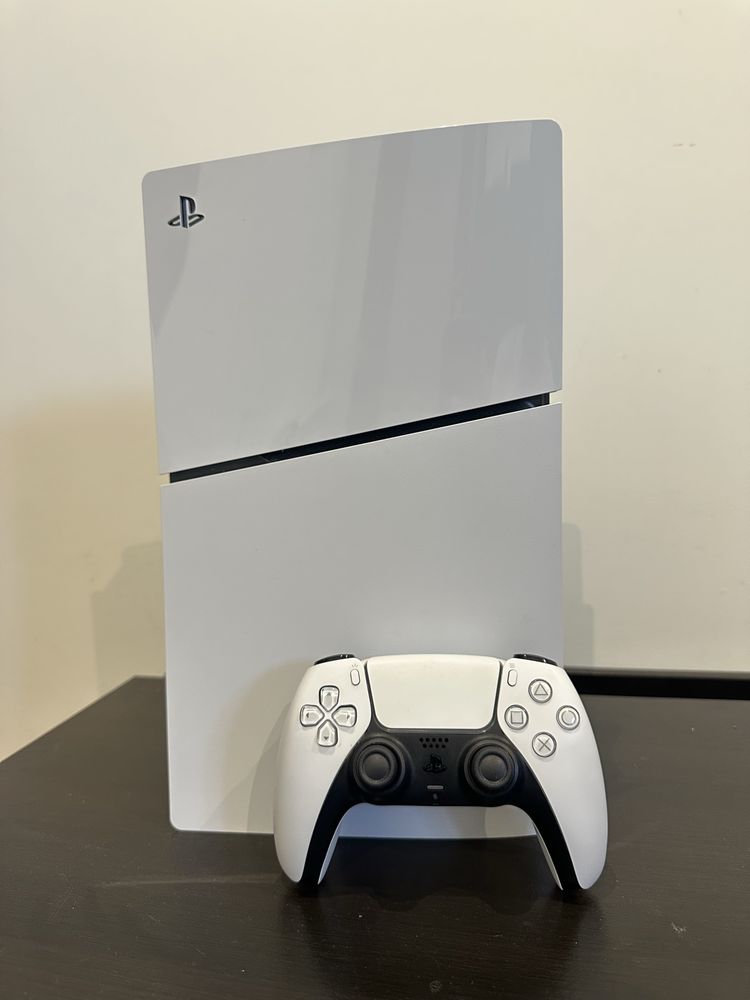 Playstation Slim Digital 1 TB (como nova)