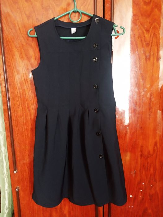 Продам дитячий сарафан