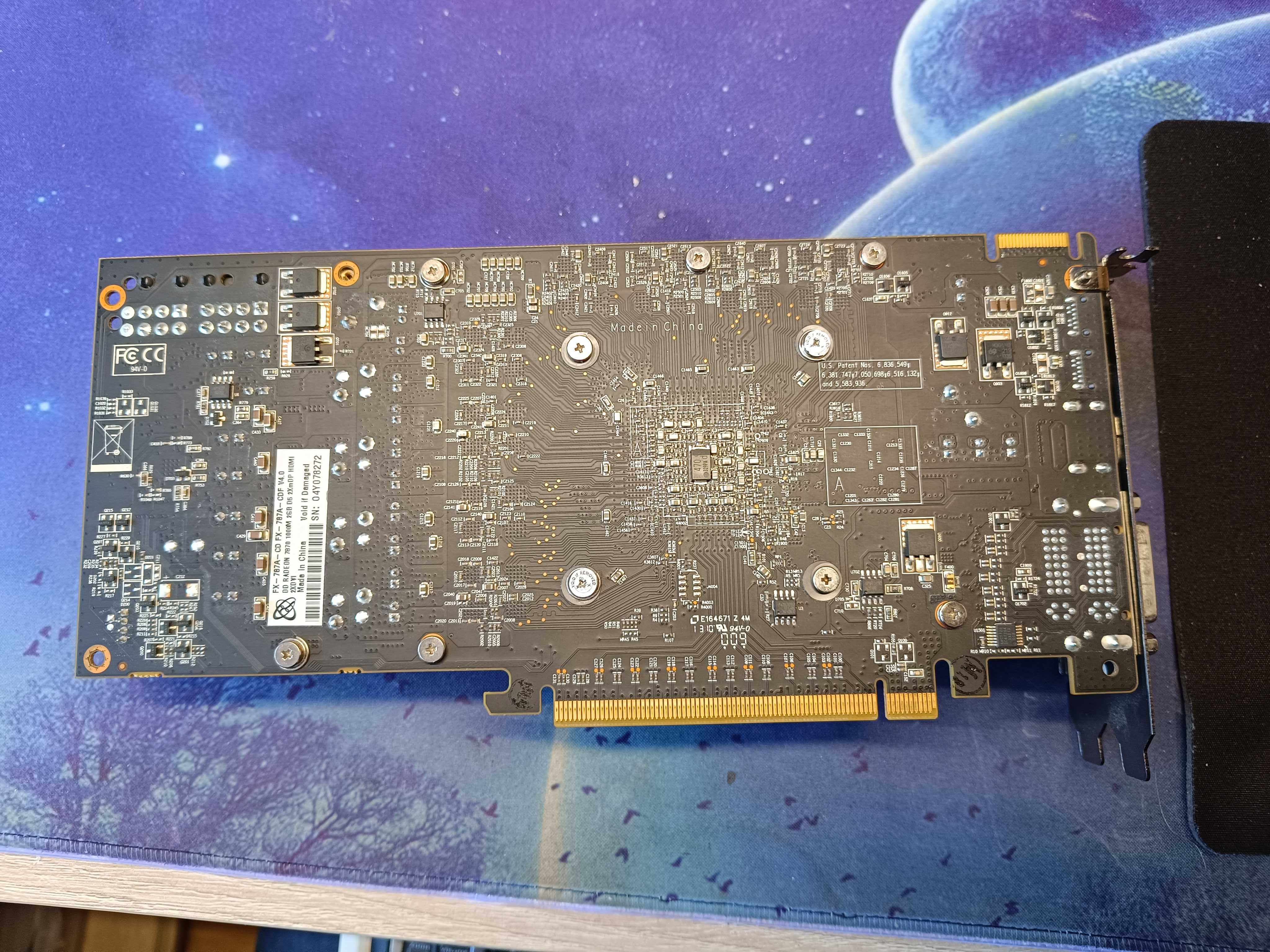 Karta graficzna Radeon Ghost XFX seria R7800 2GB FX