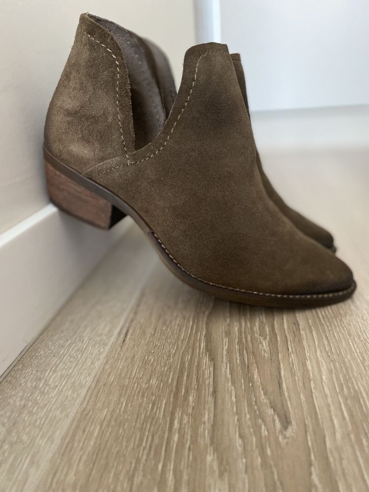 Казаки черевички Steve Madden