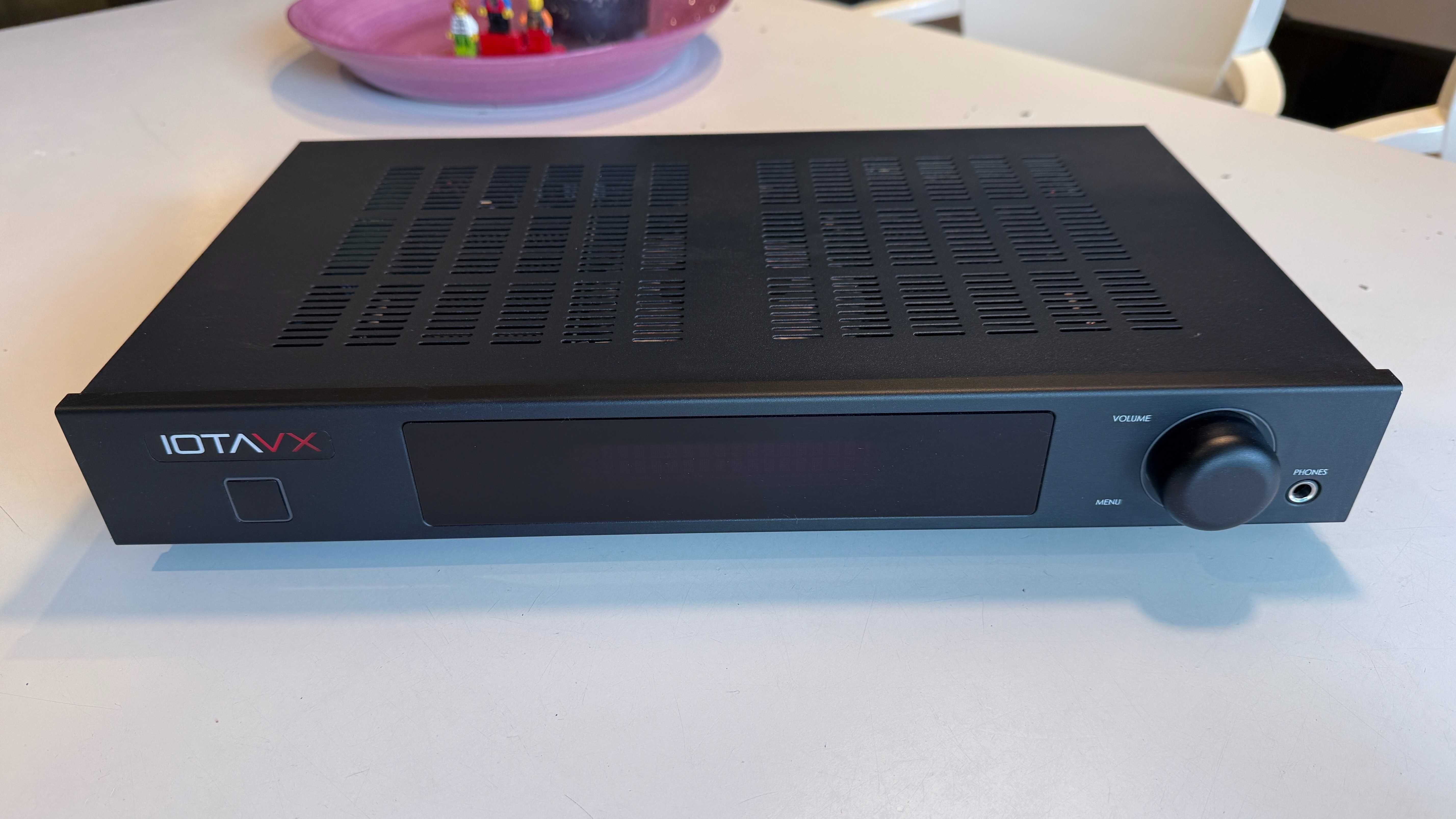 Zestaw wzmacniacz stereo IotaVX Sa3 i Streamer z CD IotaVX Np3