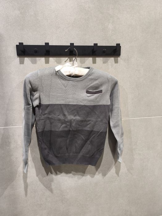 Sweter chłopięcy 6-7 lat