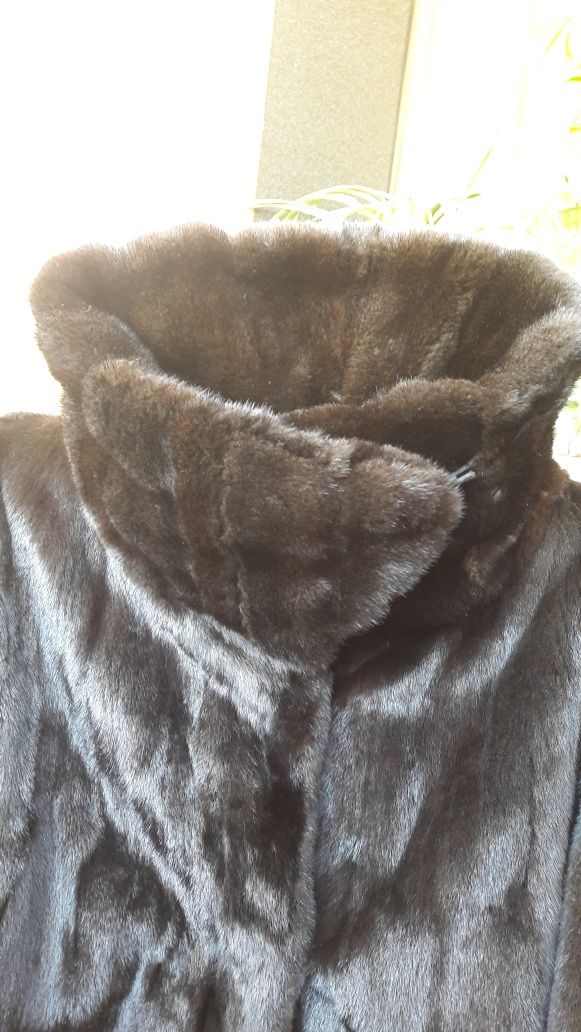 Шикарна норкова шубка BLACK NAFA
