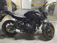 Yamaha MT-07 Naked Como Nova