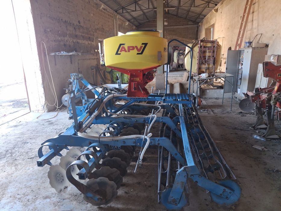 Grade Lemken Heliodor M8 com APV 500
