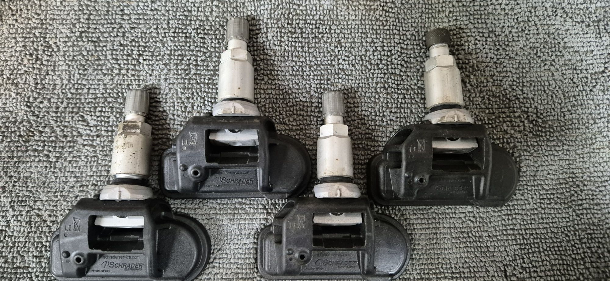 Tpms czujnik ciśnienia Schrader Mercedes 2546A-GG4