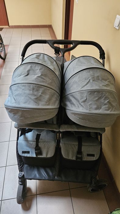Wózek EasyGo Domino bliźniaczy rok po roku