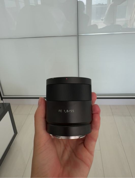 Sony FE 55 мм f/1.8 ZA Sonnar T (SEL55F18Z) zeiss