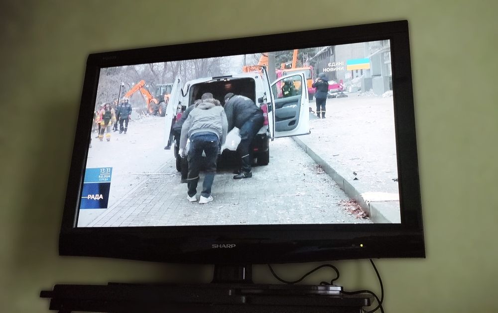Телевізор SHARP 32" – Full HD якість для дому чи офісу