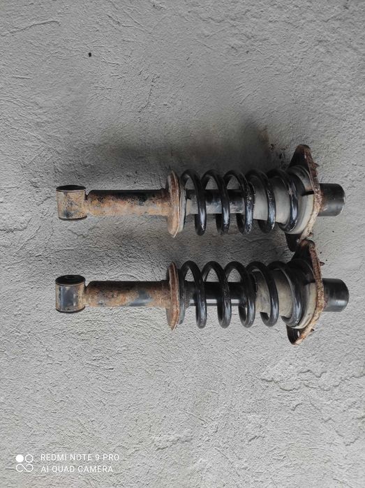 VW Passat B5 4motion audi A6 C5 quattro amortyzatory tył tylny