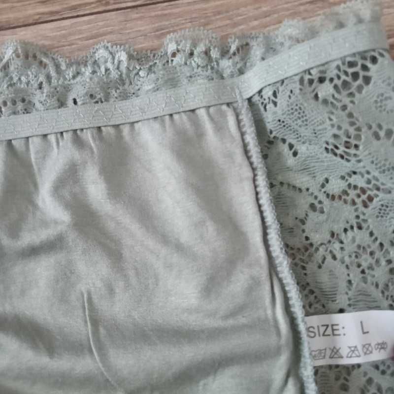 Biustonosz koronkowy bez ramiączek M/L.