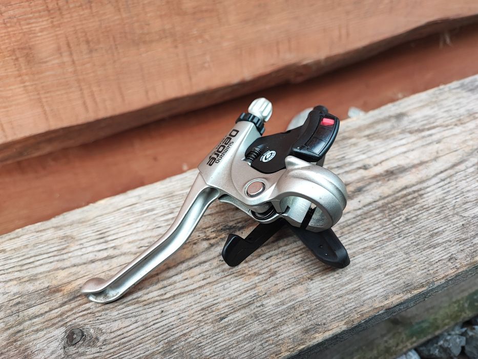 Lewa klamkomanetka rowerowa Shimano Deore M510 3s Retro MTB
