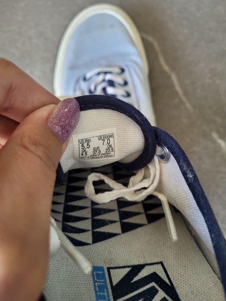 Błękitne trampki VANS