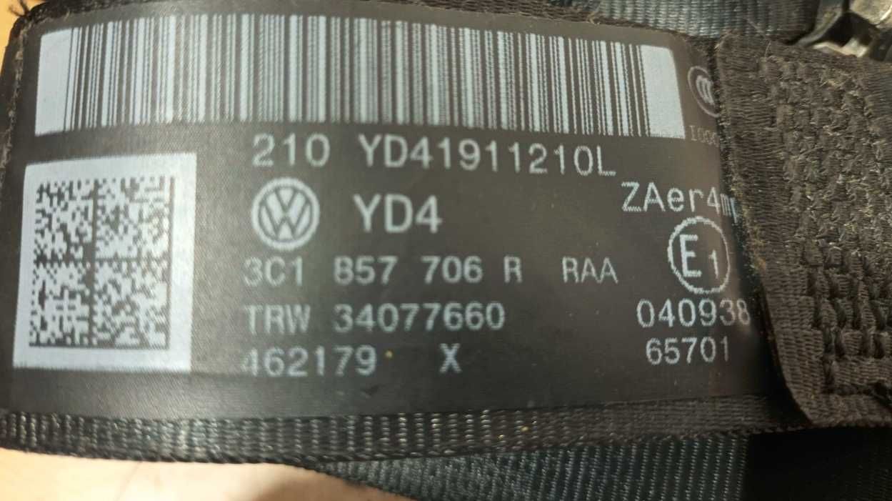 Pas bezpieczeństwa prawy przód przedni VW Passat B7 CC oryginał