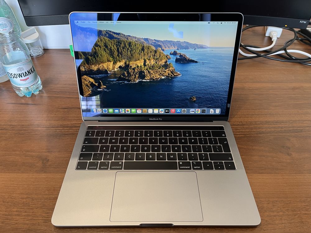 Macbook pro 13,3