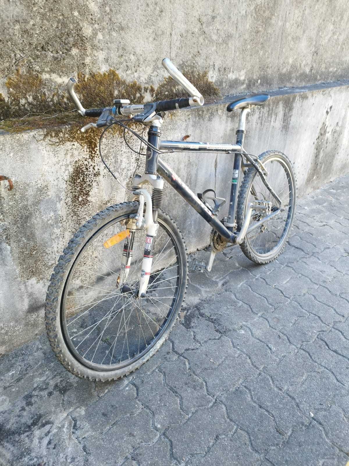 Bicicleta BTT alu