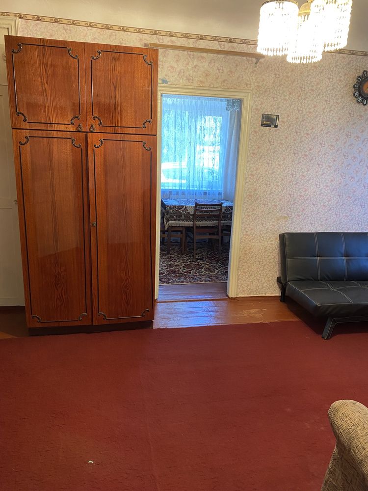 Продам 2кімнатну квартиру в с. Бузова