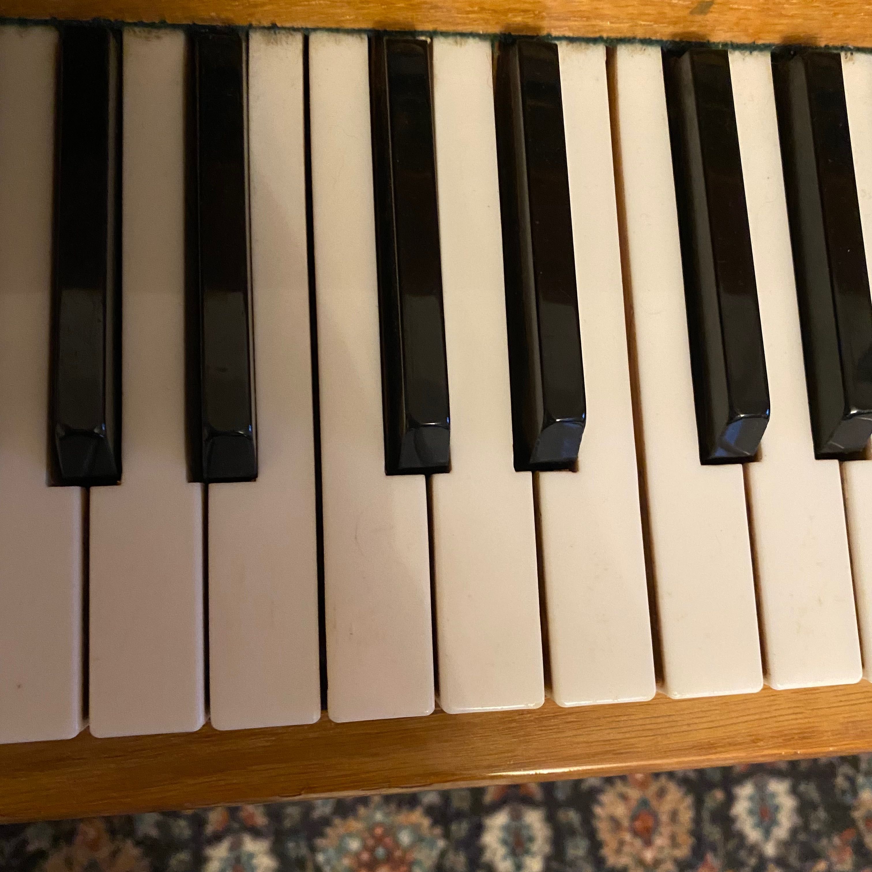 Pianino akustyczne