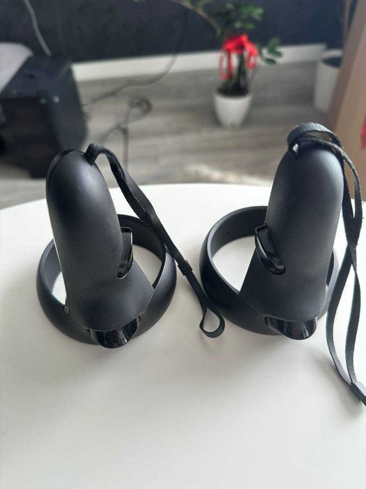 VR окуляри Oculus Rift S повний комплект