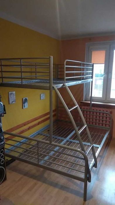 łóżko piętrowe metalowe 3 (1+2) osobowe Kraków IKEA z materacami