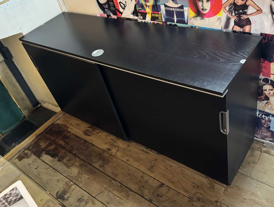 Móvel com código IKEA GALANT