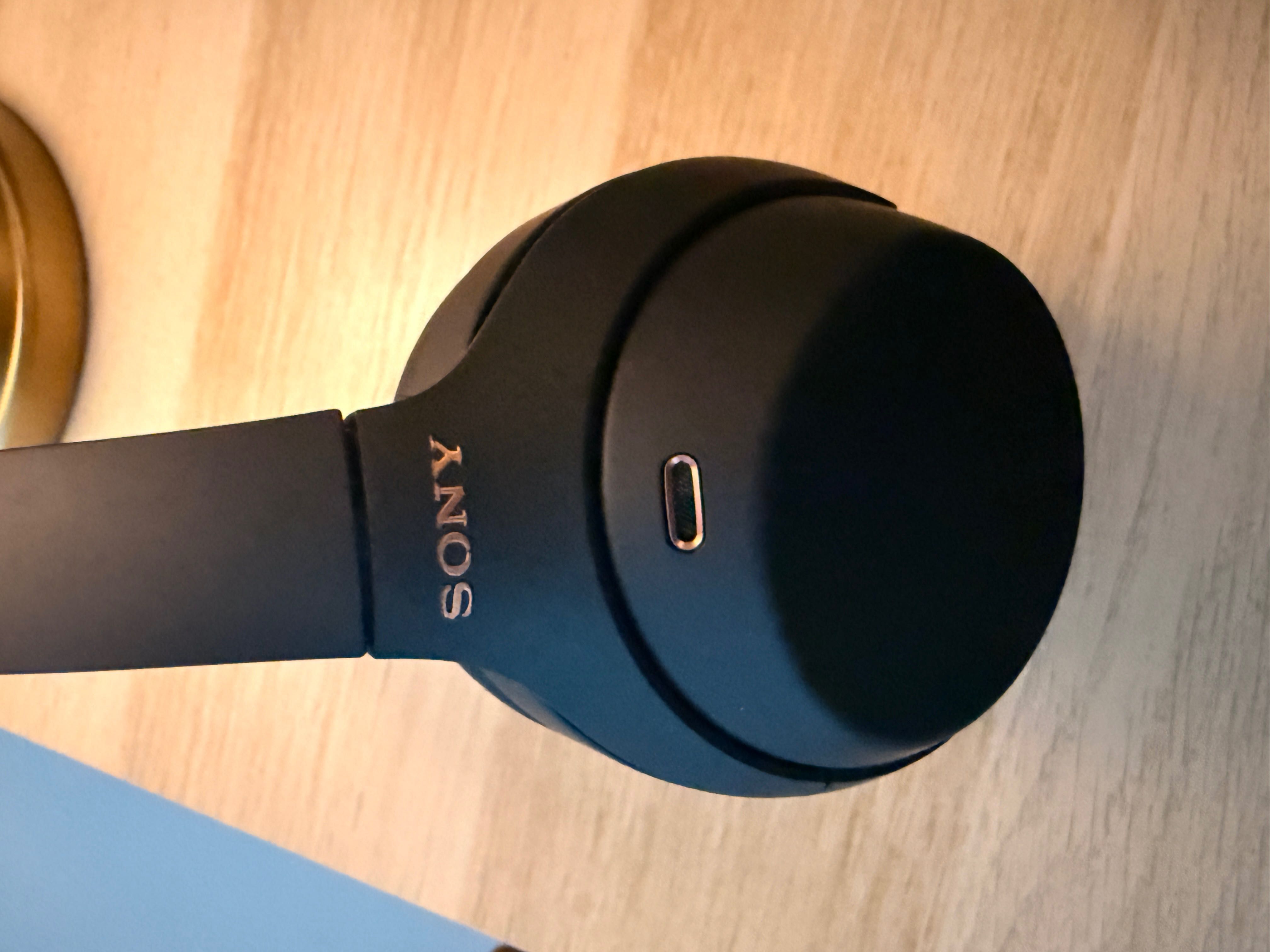 SONY WH 1000XM4 - Perfeito Estado