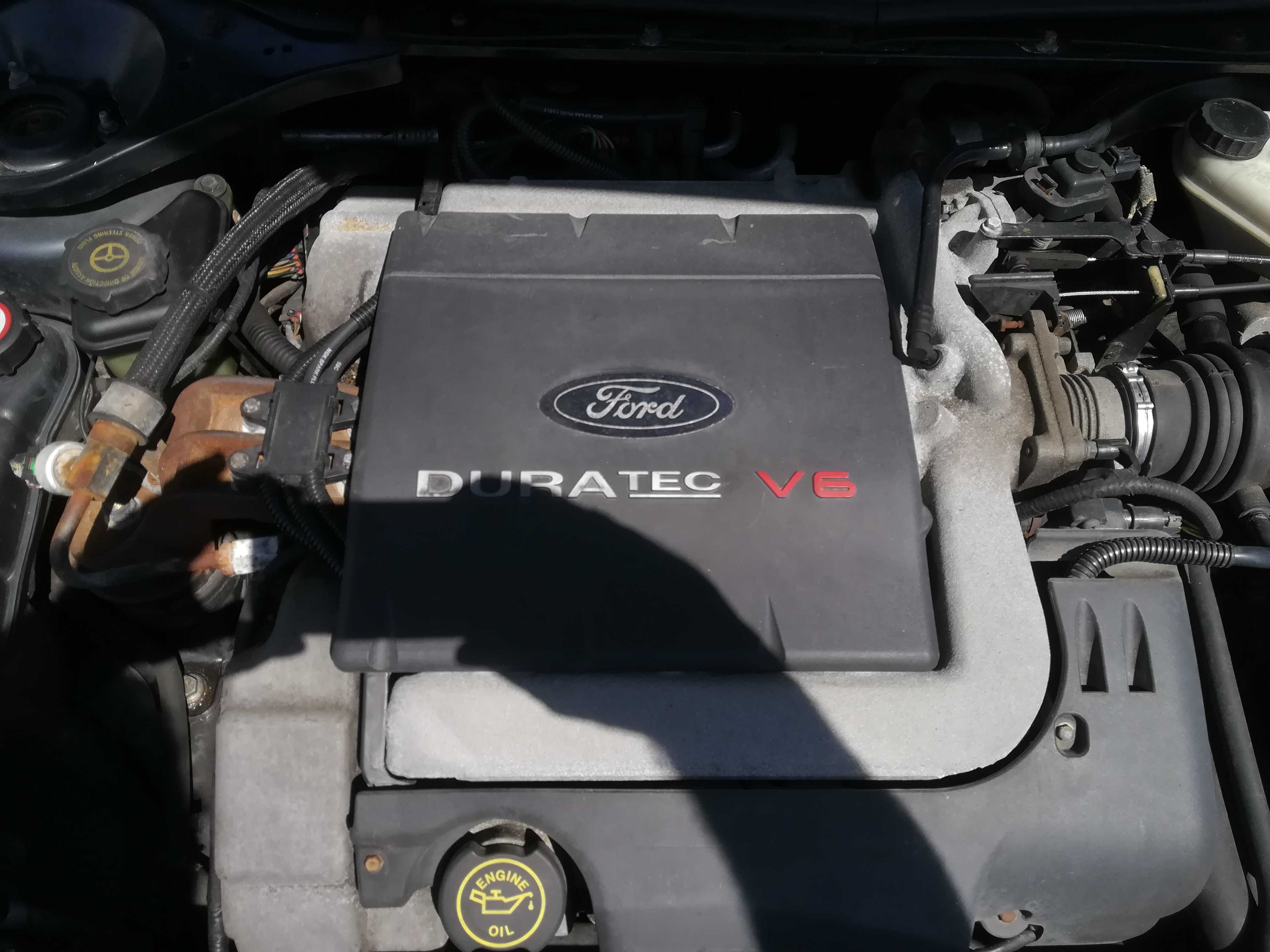 FORD MONDEO V6 2,5i 2004r Automat GHIA 197Tkm Zadbany BEZWYPADKOWY