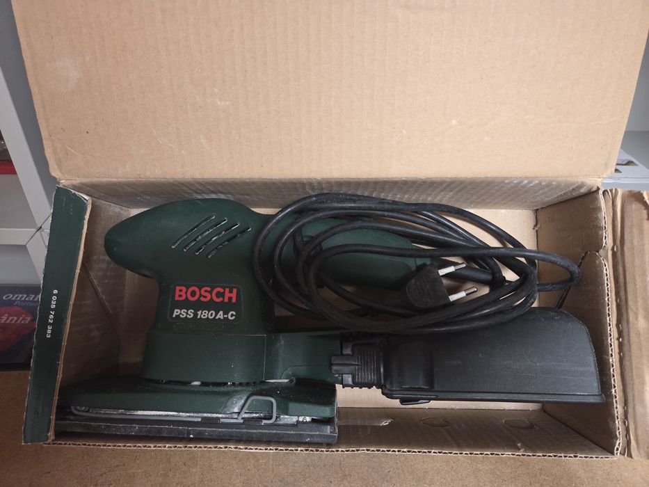 BOSCH  - Lixadeira vibratória PSS 180 A - C