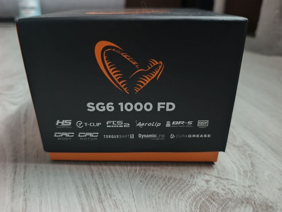 Kołowrotek Savage Gear SG6 100