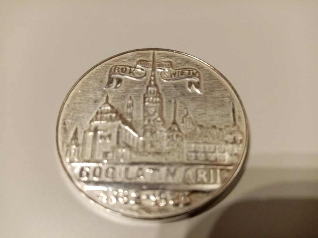 Srebrna moneta pamiątkowa z Janem Pawłem II