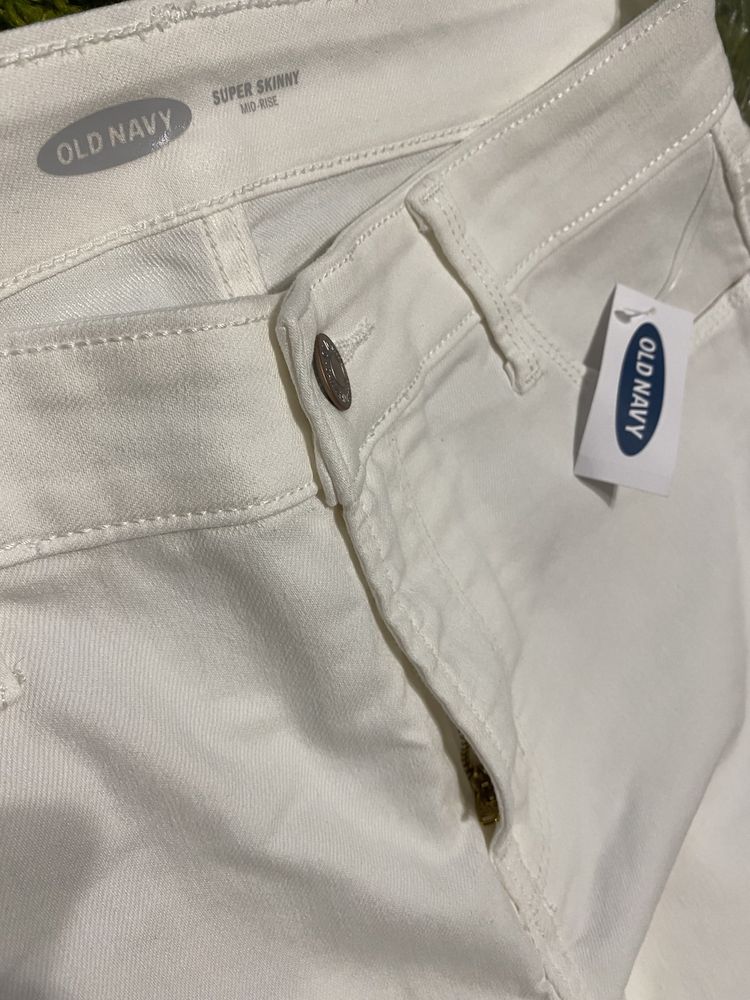 Новые белые джинсы скини от oldnavy