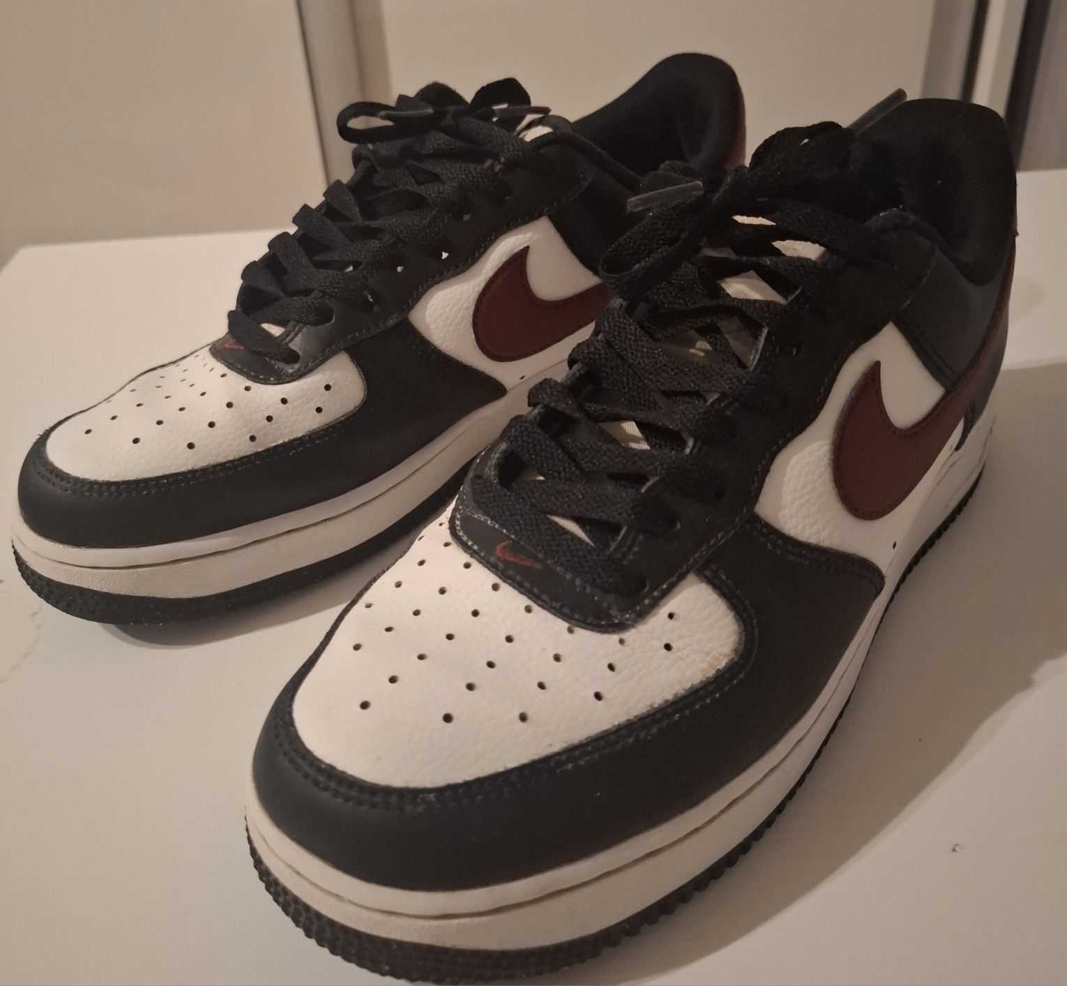 Buty NIKE AIR FORCE 1 rozm. 41