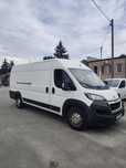 Peugeot Boxer - samochód ciężarowy do 3,5t 3 osobowy