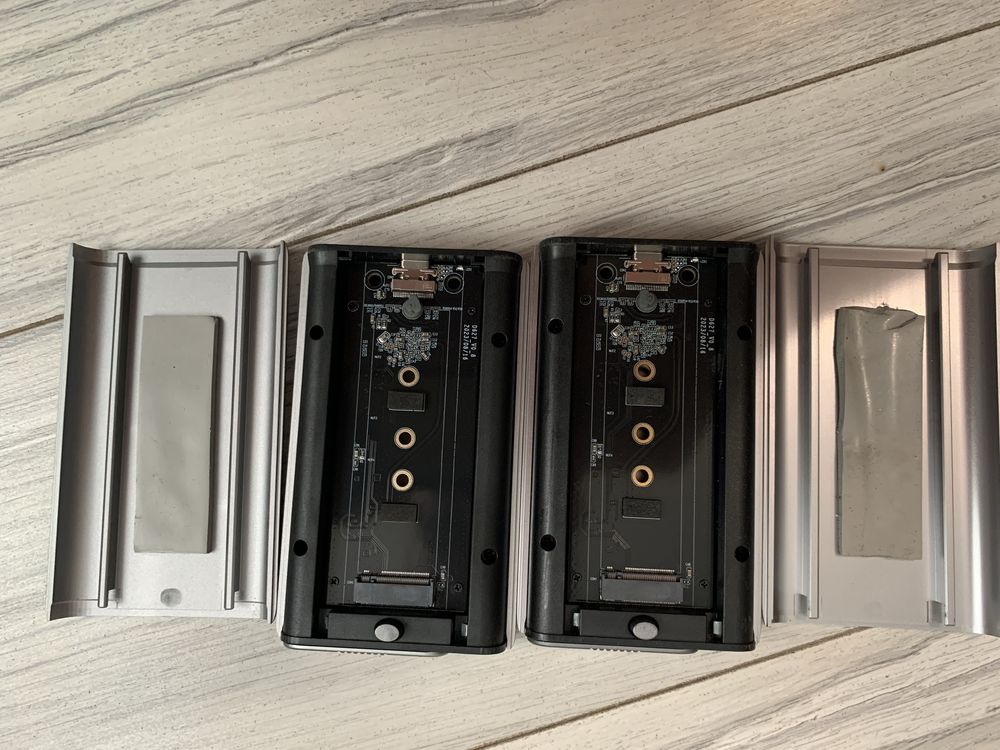 Satechi - adapter dysku nvme ssd obudowa usb4 hub przejściówka
