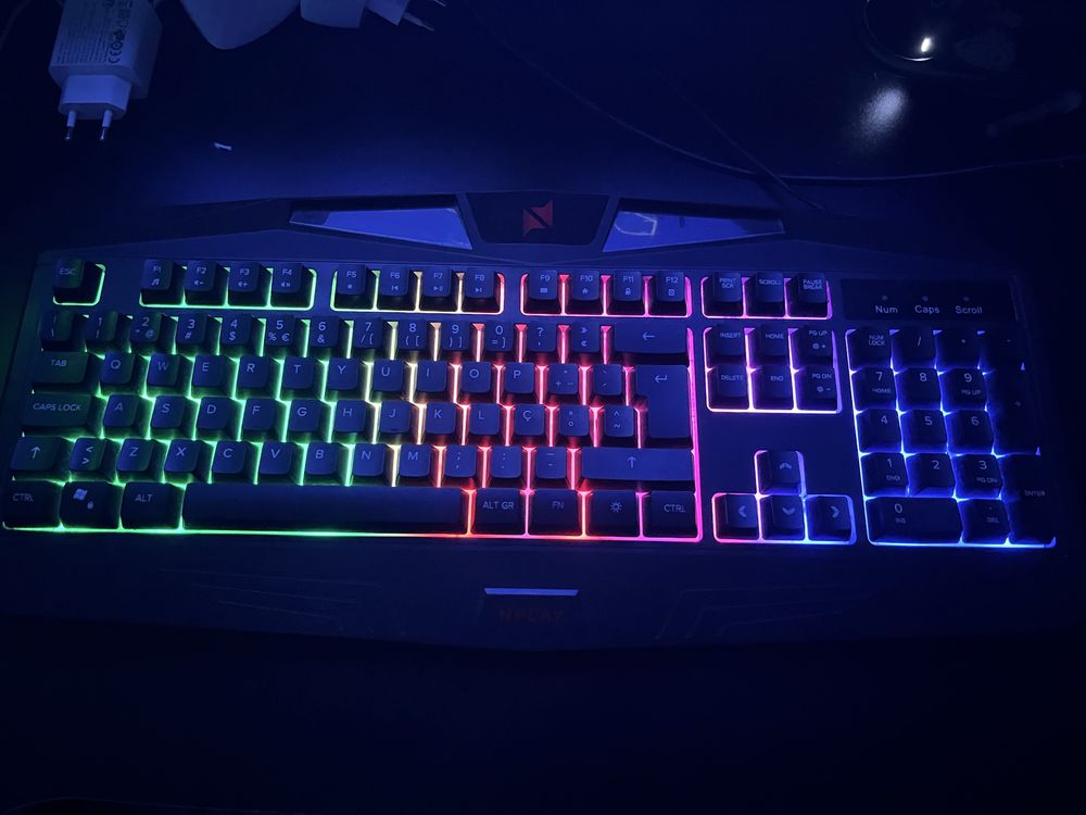 Teclado e rato gaming