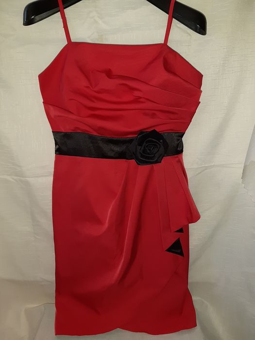 Sukienka czerwona L-XL