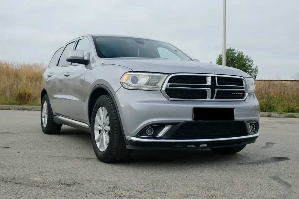 Dodge Durango 3.6 V6 7 osobowy Import Niemcy