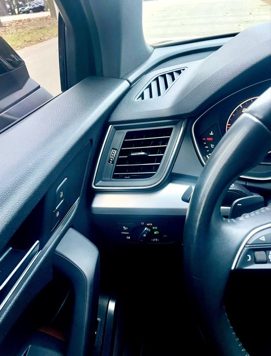 Audi Q5 sport 2.0TDI  гібрид MHEV 2020р.в.