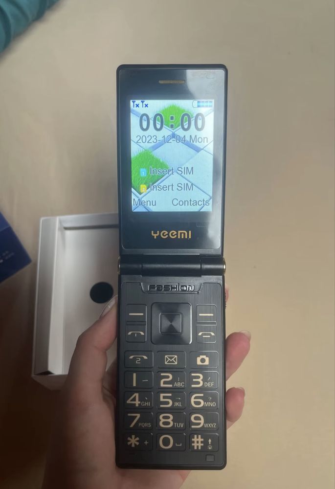 Telefon z klapką YeeMI G10 4G