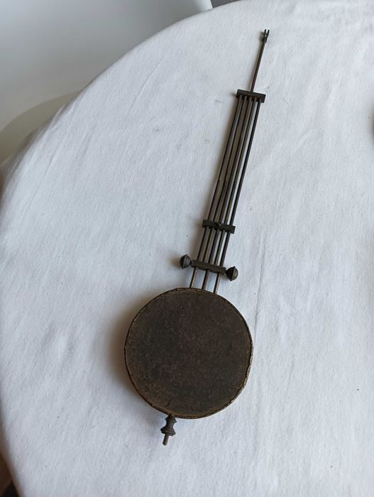 Stare wahadło rusztowe do zegara