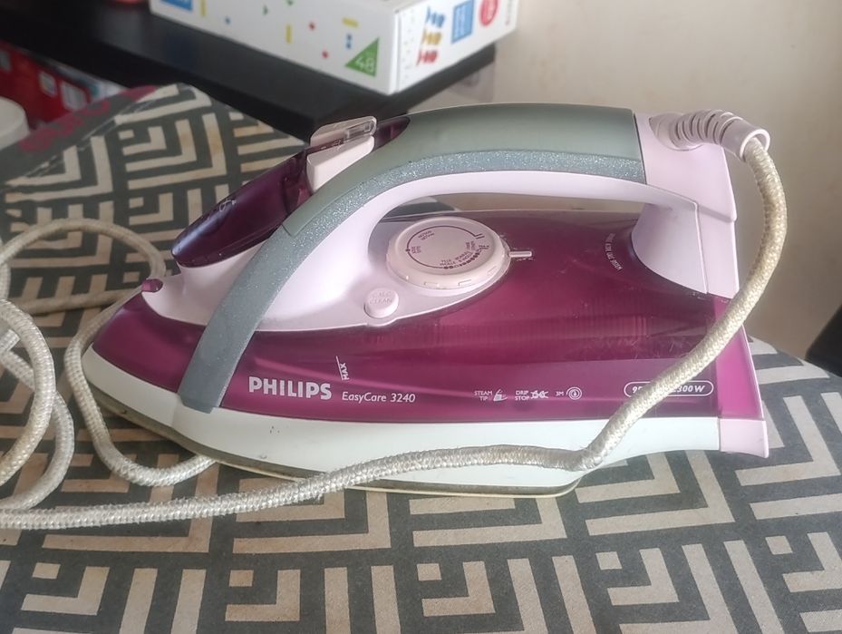 Праска philips easy care 3240