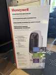 Klimator przenośny do 25 m Honeywell CS10PEI biały