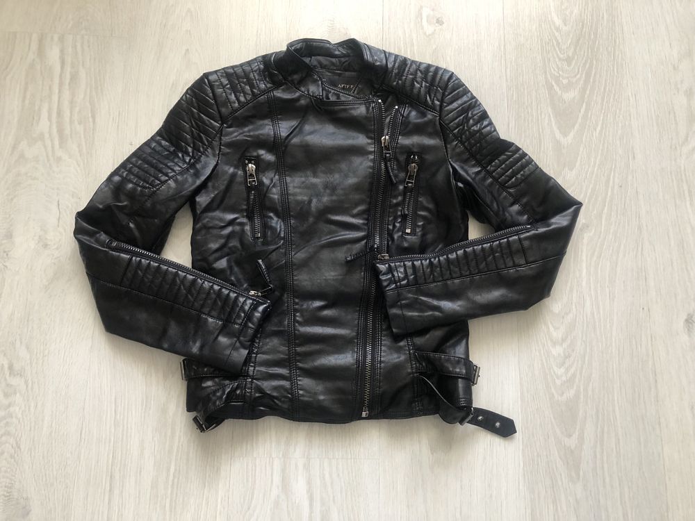 Косуха чорна,розпродаж курточок еко шкіра,куртка укорочена,эко кожа