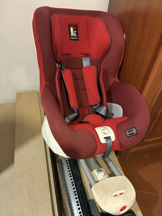 Продам дитяче автокрісло Inglisina