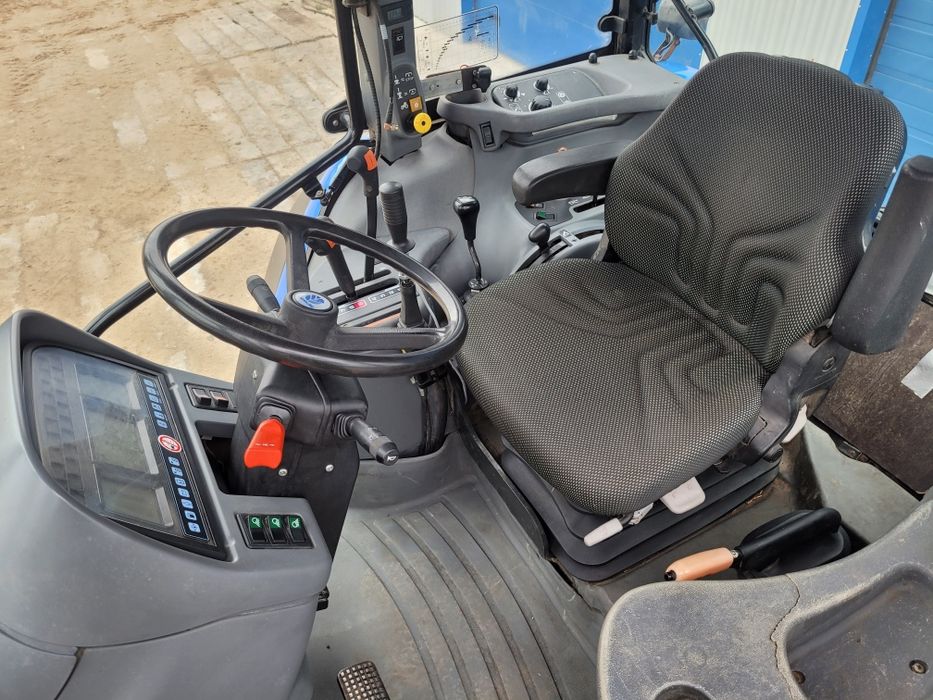 New Holland TS 115 6 cyl. TURBO Tur ładowacz czołowy stan BDB nie Case