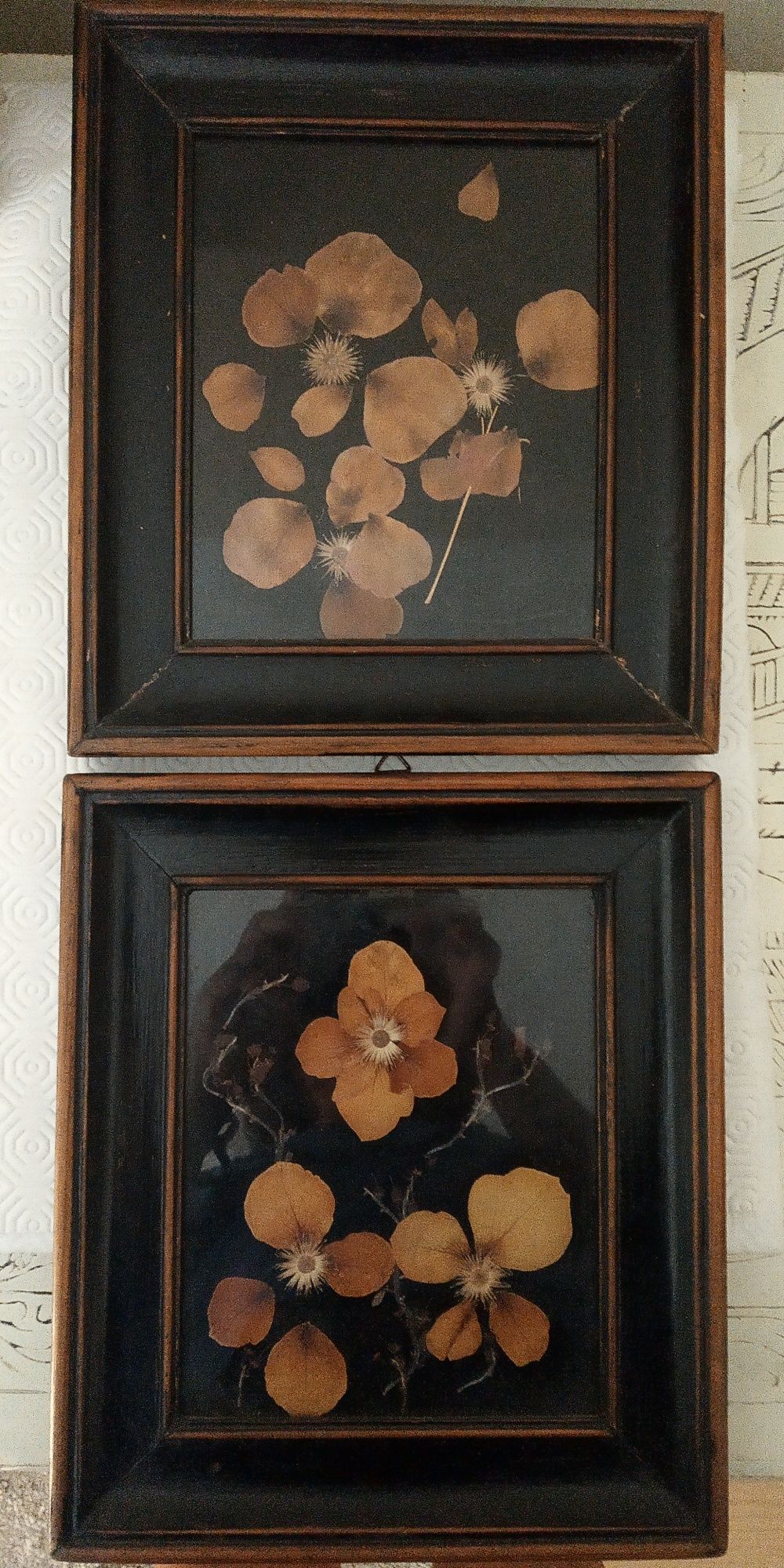 2 quadros artesanais antigos