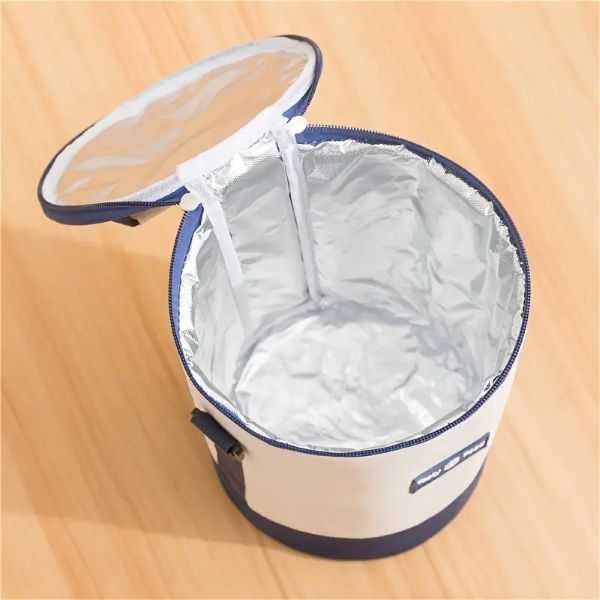 Termiczna torba turystyczna składana. Wys. 24 cm. szer. 17 cm.