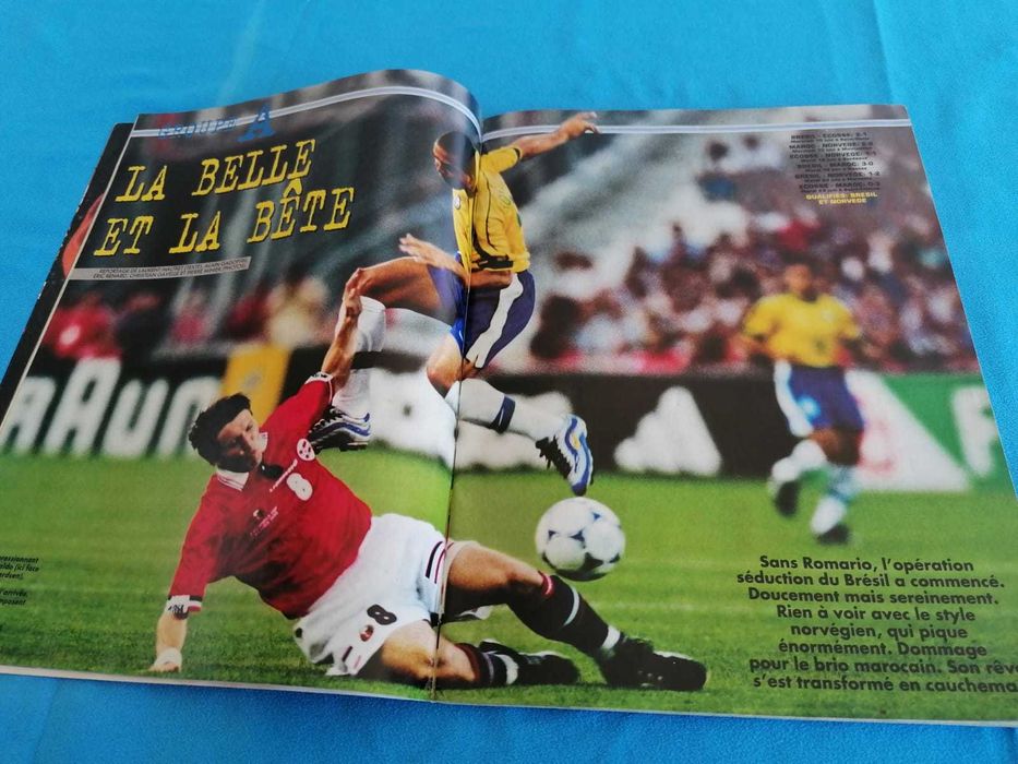 Revistas Onze Mondial e especial Mundial 1998