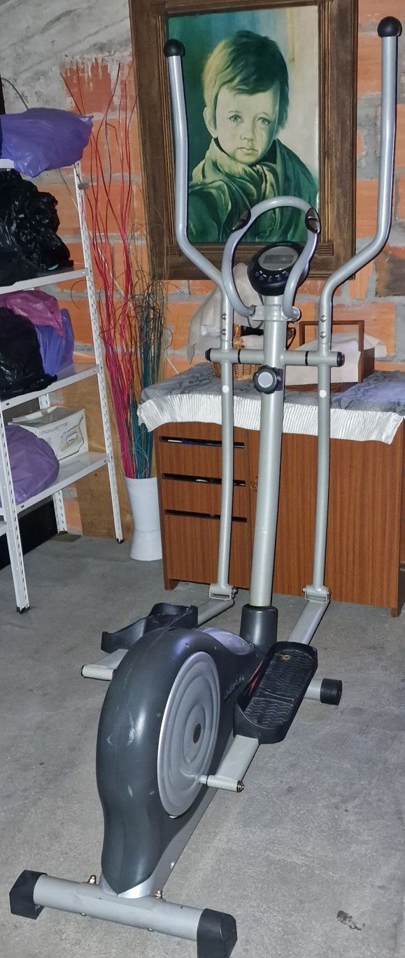 ELÍPTICA em bom estado
