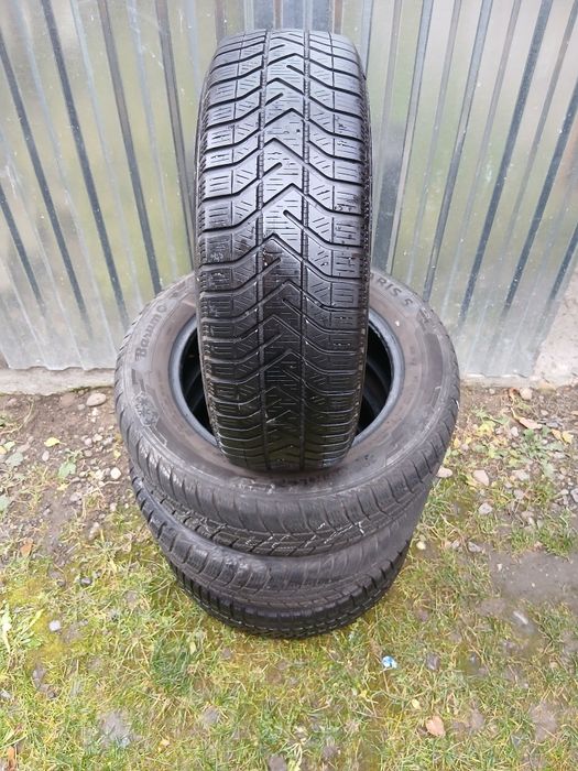Продам шини зимові бу Winter